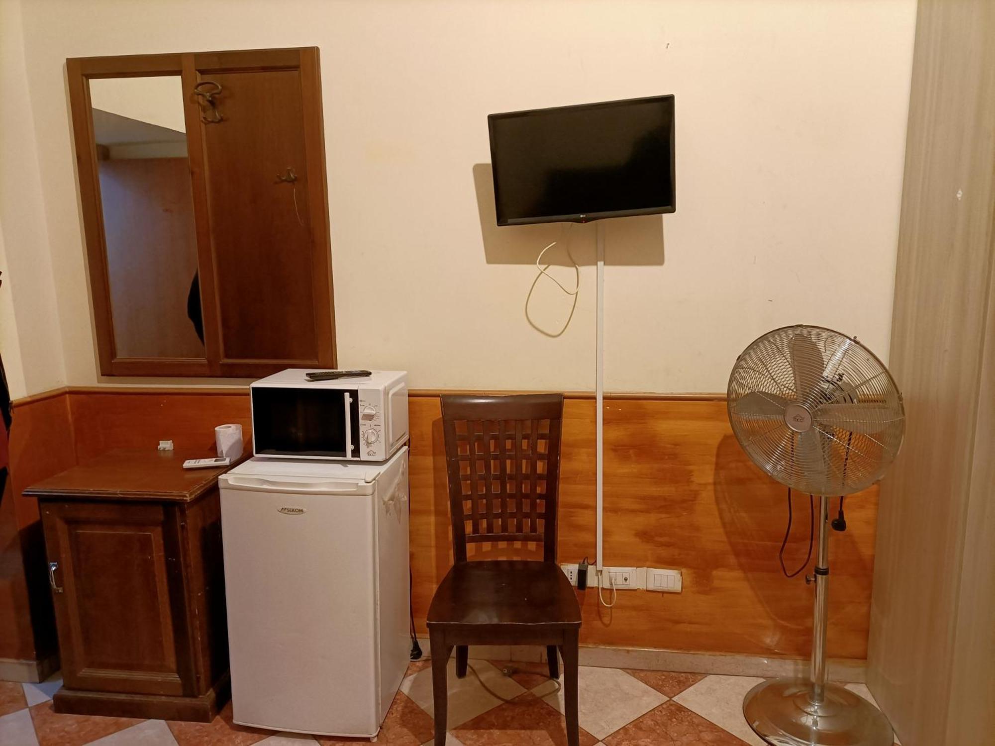 Cattaneo Accomodation Roma Oda fotoğraf
